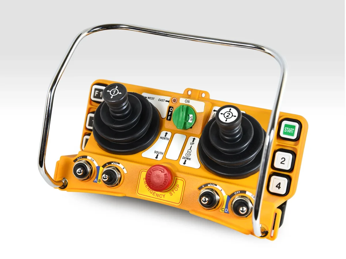 فرستنده ریموت SAGA L40A | فرستنده ریموت کنترل جرثقیل صنعتی ساگا | SAGA L40A remote control transmitter